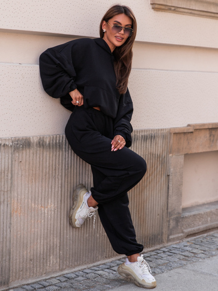 Dresowy bawełniany KOMPLET oversizowy bluza z kapturem i szerokie spodnie ze ściągaczami czarny E315