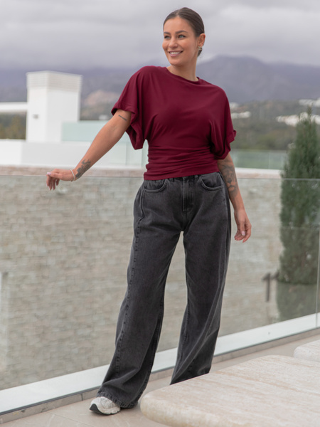 Wiskozowa BLUZKA kimono z marszczeniem po bokach z krótkim rękawem bordowa X501