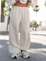 beże i brązy || beżowy