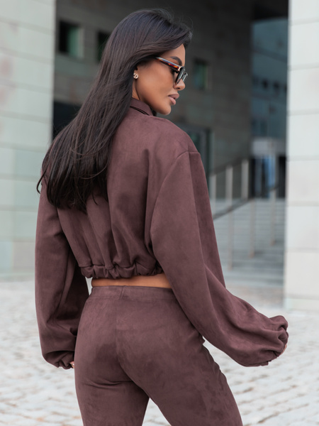 Oversizowa zamszowa krótka KURTKA o szerokim kroju ze ściągaczem brązowa X407