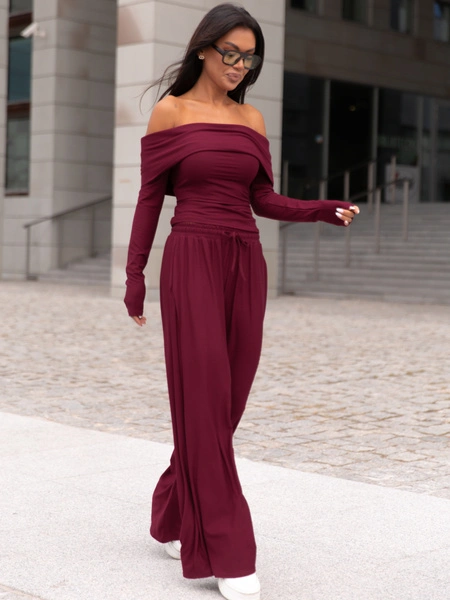 Szerokie SPODNIE z wiskozy ze średnim stanem z gumką w pasie bordowe X418