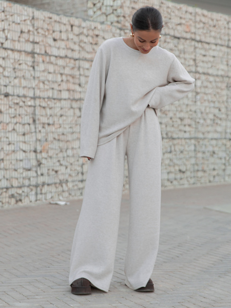 KOMPLET z dzianiny swetrowej oversizowa bluzka i szerokie spodnie beżowy X453