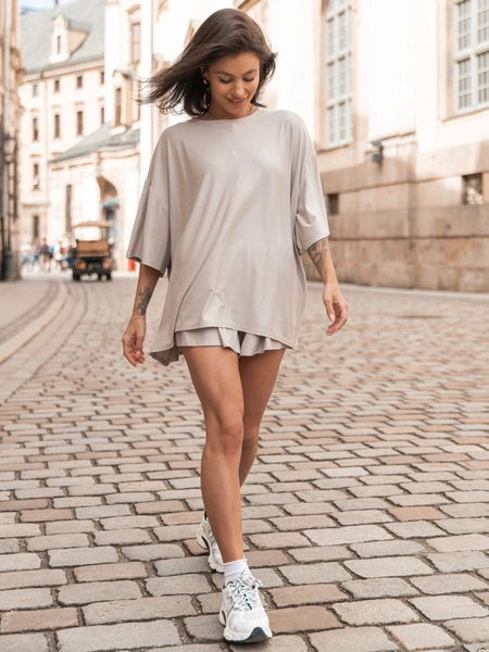 Wiscozowy KOMPLET luźny oversizowy t-shirt i krótkie spodenki z gumką w pasie stone X172 k01