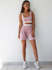 KOMPLET welurowy z kontrastowymi ściągaczami dopasowany top na ramkach i luźne spodenki brudny róż D303 k01