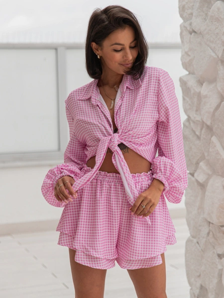 Zwiewne krótkie SPODENKI szorty w kratkę baby pink X207 k01