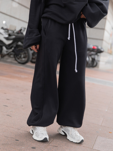 Oversizowe bawełniane SPODNIE dresu drapanego z przeszyciem i ściągaczami czarne X476