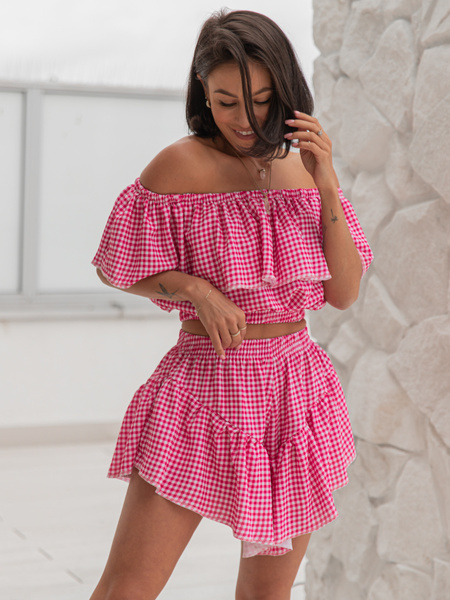 KOMPLET bluzka hiszpanka z odkrytymi ramionami i asymetryczne spódnico spodenki ze zwiewnej tkaniny w kratkę czerwony X209 k01