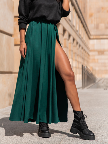 Rozkloszowana maxi SPÓDNICA z rozporkami po bokach zielona X311