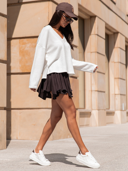 Rozkloszowana mini SPÓDNICA z asymetrycznym dołem czekoladowa X312