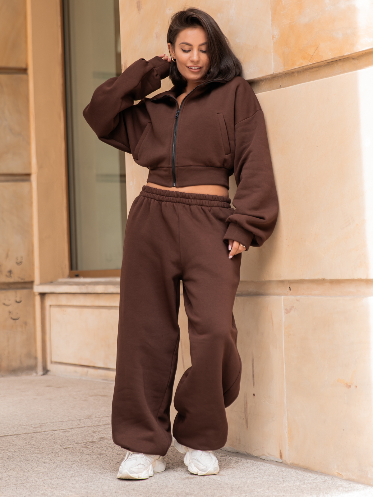 Dresowa bawełniana BLUZA na stójce zapinana na zamek brązowa X300 k01