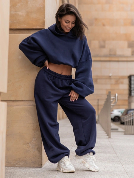 Dresowa bawełniana BLUZA kangurka z kapturem o krótszym kroju bluzowana navy blue X304