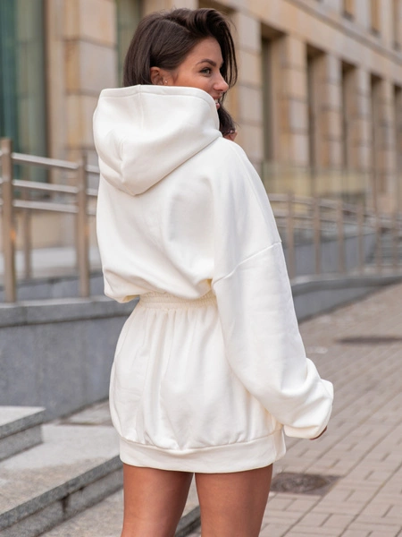 Dresowa bawełniana oversizowa SUKIENKA BLUZA kangurka z kapturem z gumką w pasie ecru X314 k01