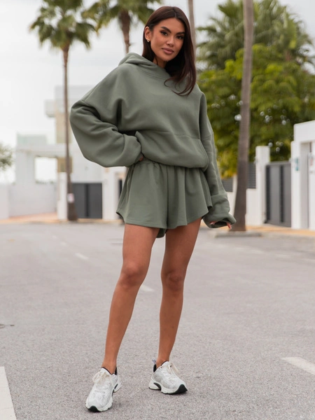 Bawełniany ZESTAW dresowy: bluza z kapturem E1 + asymetryczne szorty X53