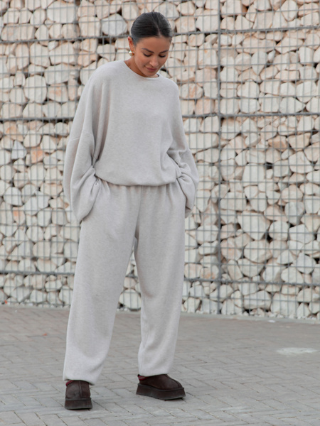 Codzienny KOMPLET dres ze swetrowej dzianiny oversizowa bluza i luźne spodnie ze ściągaczami beżowy X452