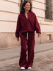 Bawełniany dresowy KOMPLET oversizowy krój bluza na zamek i spodnie z szerokimi nogawkami z przeszyciem bordowy E449 k01