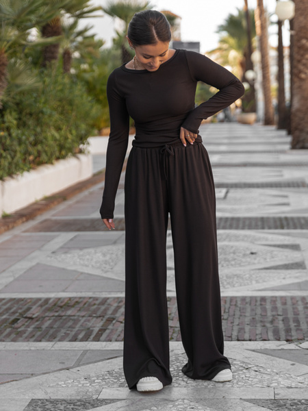 Dopasowana BLUZKA z dekoltem typu łódka z prążkowanej dzianiny wiscoza i bawełna czekoladowa X504