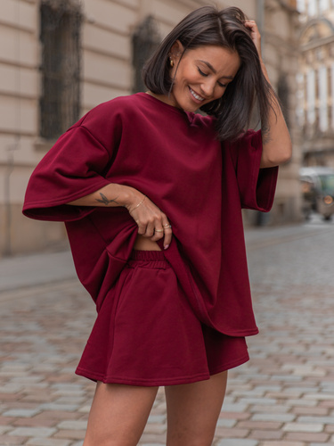 Dresowy bawełniany KOMPLET długi oversizowy t-shirt i krótkie spodenki bordowy X134