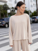 Luźna komfortowa BLUZKA z długim rękawem z prążkowanej dzianiny wiskoza i bawełna beżowa X506