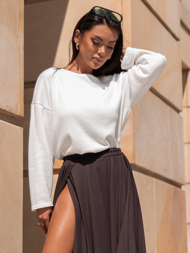 Luźny codzienny SWETER o klasycznym splocie ecru X302