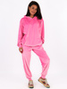 Welurowy dres komplet bluza kangurka + luźne spodnie cukierkowy róż C104 k01