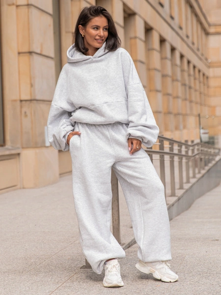 Viralowy ZESTAW: bawełniana BLUZA oversize z kapturem E644 + SPODNIE baggy E643