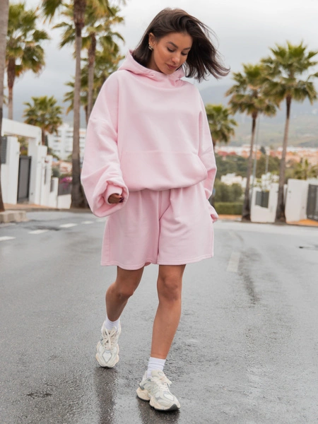 Dresowe bawełniane SPODENKI SZORTY dłuższe baggy baby pink X50