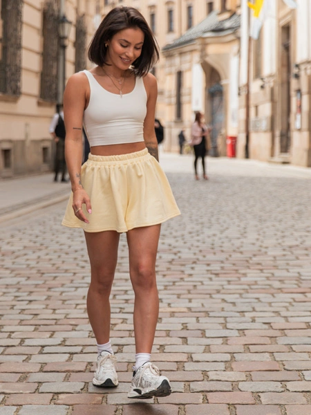 Bawełniane dresowe krótkie SPODENKI szorty butter yellow jasny żółty X171 k01