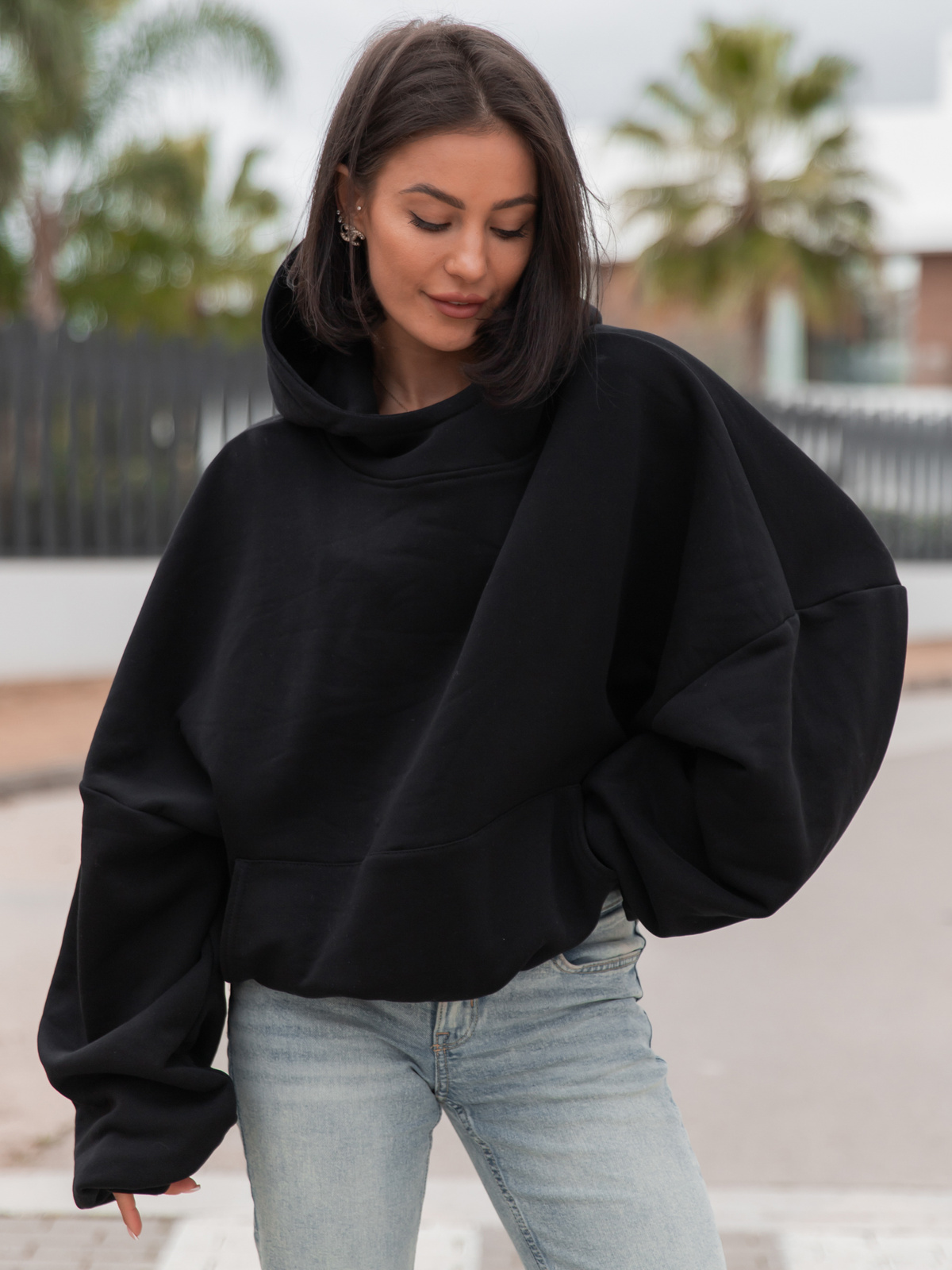 Viralowa Oversizowa BLUZA z kapturem bluzowana kangurka z bawełnianej dresówki czarna X2 k01