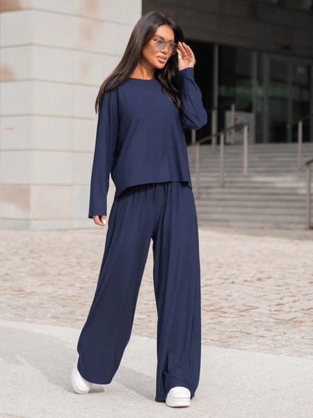 Szerokie SPODNIE z wiskozy ze średnim stanem z gumką w pasie navy blue X418