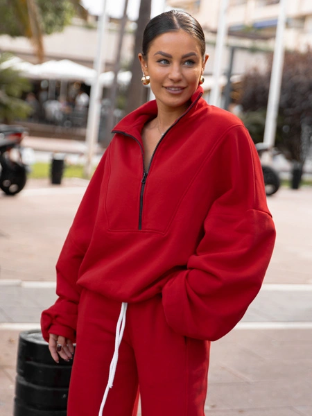 Oversizowa bawełniana BLUZA z dresu drapanego na stójce z zamkiem czerwona X477