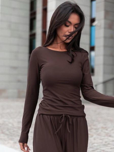 Wiscozowa dopasowana BLUZKA z długim rękawem brązowa X417