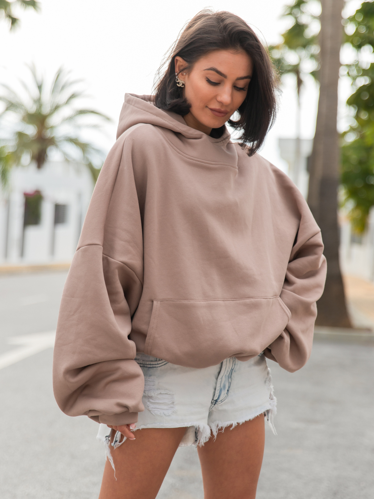 Viralowa Oversizowa BLUZA z kapturem bluzowana kangurka z bawełnianej dresówki mokka X2 k01