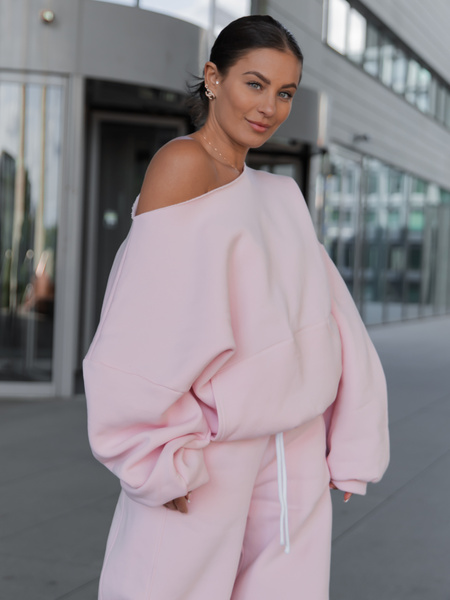 Dresowa bawełniana BLUZA opuszczana na ramiona oversize szeroka baby pink X400