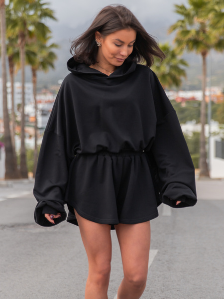 Bawełniana krótka oversizowa BLUZA dresowa z kapturem kangurka czarna X51 k01