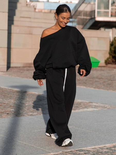 Dresowa bawełniana BLUZA opuszczana na ramiona oversize szeroka czarna X400