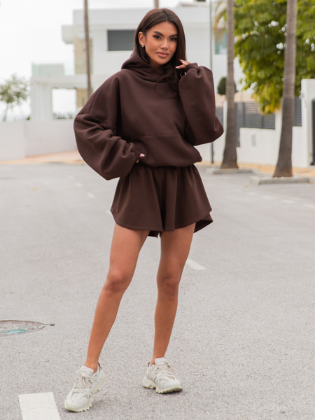 Viralowa Bawełniana BLUZA z drapanego dresu z kapturem na stójce z kieszeniami kangurka brązowa E1