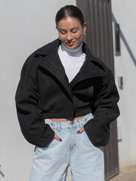 Oversizowa krótka KURTKA o szerokim kroju ramoneska czarna X468