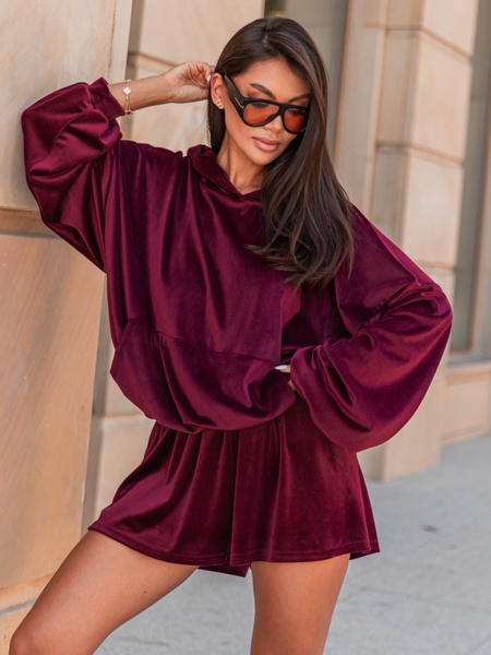 Luźna BLUZA z kapturem oversize szeroka z miękkiego weluru bordowa X264 k01