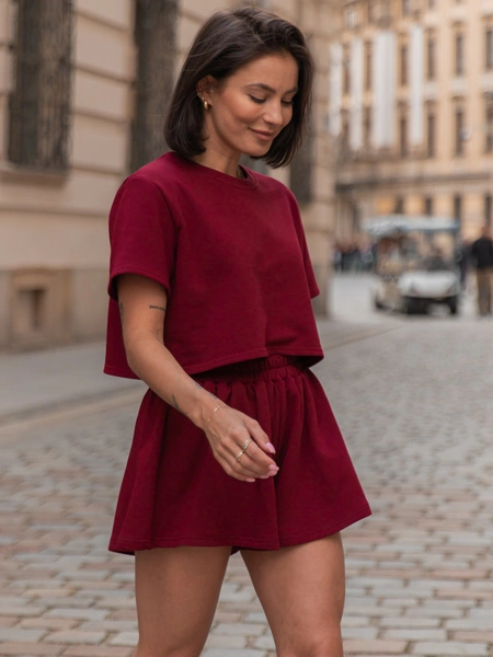 Dresowy bawełniany KOMPLET krótki oversizowy t-shirt i krótkie spodenki bordowy X133