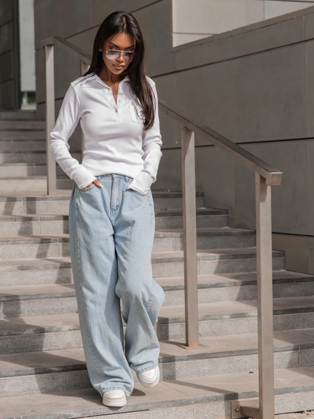 Basic Bawełniana BLUZKA z prążkowanej dzianiny z kołnierzykiem biała X405