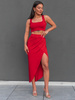 KOMPLET dopasowany top krótki na ramkach i maxi asymetryczna spódnica przekładana czerwona E303 k01