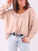SWETER Z DEKOLTEM V OVERSIZE beżowy B189 k01