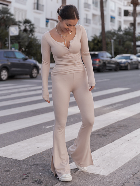 Dopasowane SPODNIE z szerokimi nogawkami z prążkowanej dzianiny wiscoza i bawełna beżowe X505