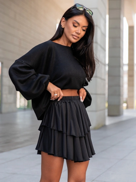 ZESTAW: Luźny SWETER o klasycznym splocie X361 + Mini SPÓDNICA z falbankami z asymetrycznym dołem X360