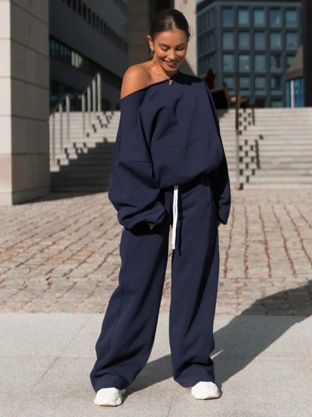 Dresowa bawełniana BLUZA opuszczana na ramiona oversize szeroka navy blue X400