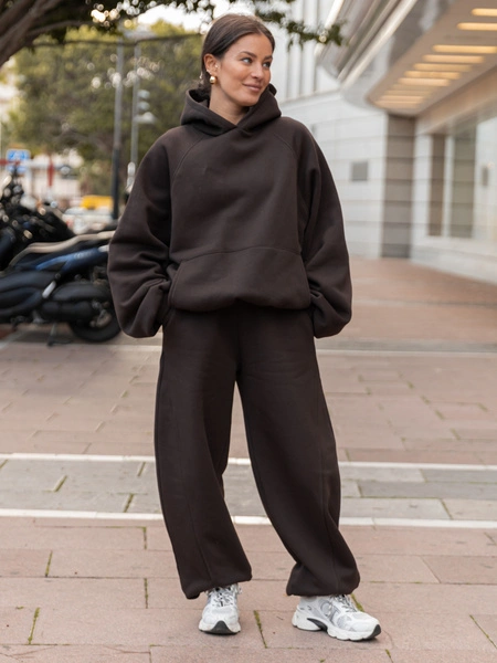 Dresowa bawełniana BLUZA z kapturem oversize z raglanowymi rękawami dark chocolate X509