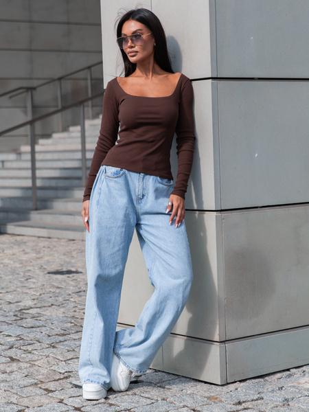 Basic Bawełniana BLUZKA z prążkowanej dzianiny z kwadratowym dekoltem brązowa X406