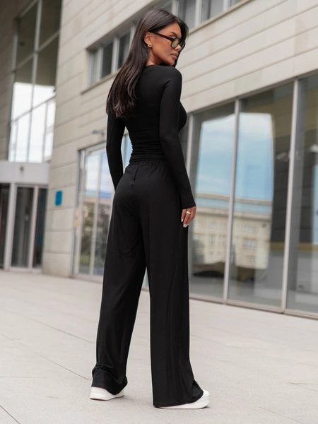 Wiskozowy KOMPLET dopasowana bluzka z długim rękawem i luźne spodnie czarny E351
