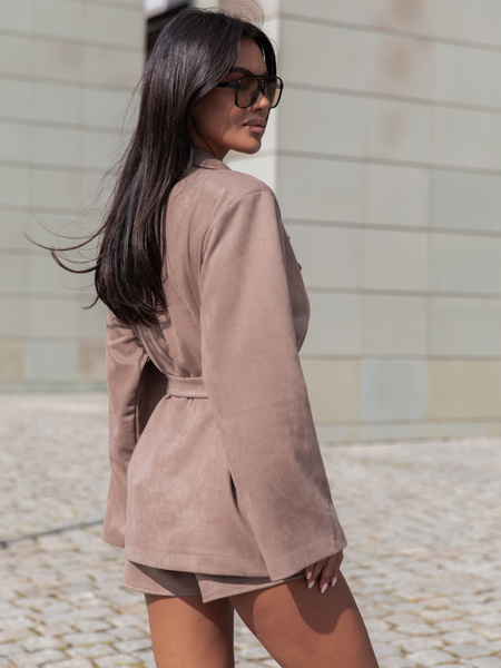 Oversizowa zamszowa MARYNARKA o szerokim kroju z paskiem beżowa X409