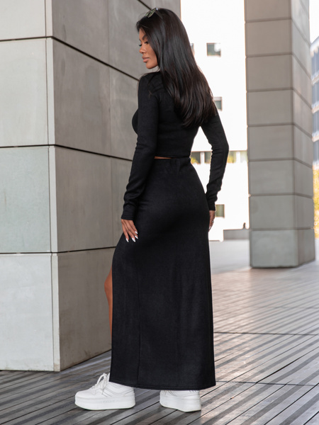 Swetrowy KOMPLET dopasowana bluzka i drapowana spódnica maxi czarny X358